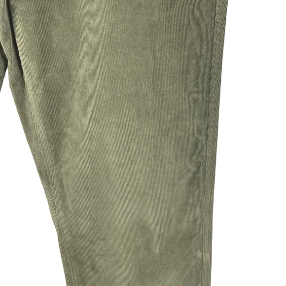 L.L.Bean Standard Fit Men's Corduroy Pants Olive Green Size 34x34 Cotton Blend - Picture 3 of 11